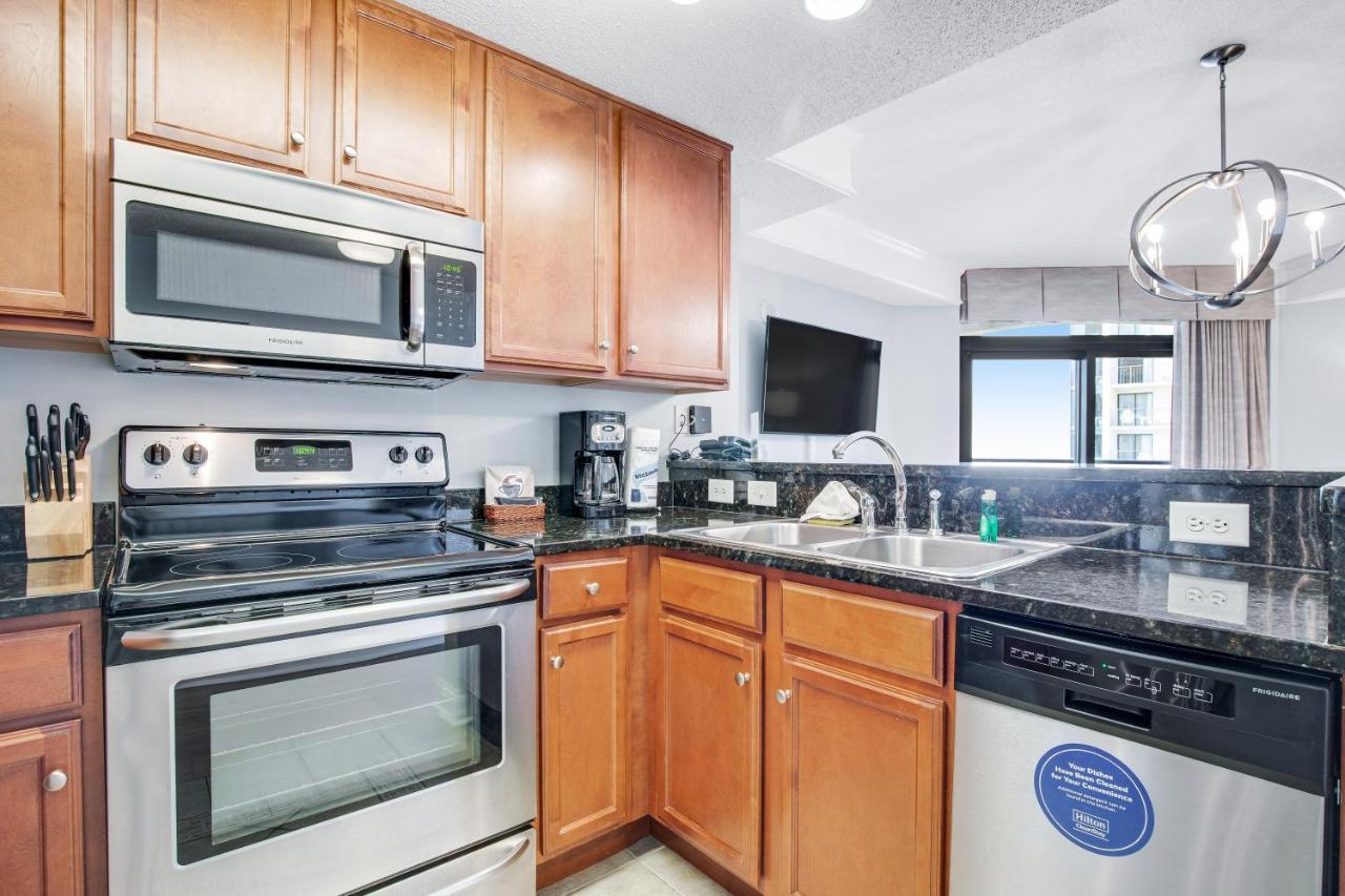 One-Bedroom Suite Partial Sea View